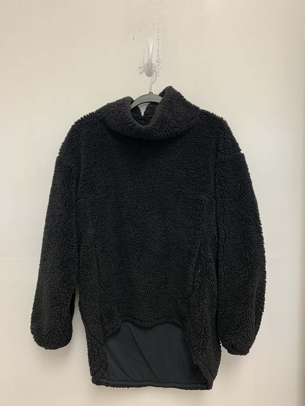 Lululemon Warmth Restore Long Pullover Size 10 Bold Black